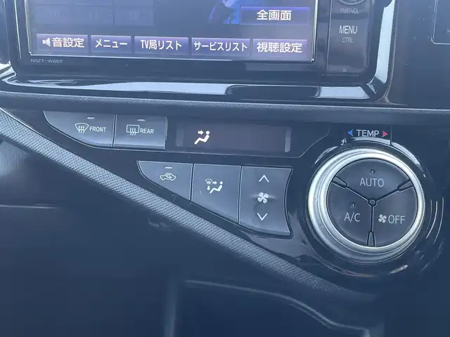 トヨタ アクア S スタイルブラック 栃木県 2017(平29)年 5.4万km ダークブルーマイカ トヨタセーフティセンスC/・プリクラッシュセフティシステム/・レーンディパーチャーアラート/・オートマチックハイビーム/純正メモリナビ/フルセグTV/DVD/Bluetooth/HDMI/MSV/バックカメラ/ETC/前後ドライブレコーダー/スマートキー/プッシュEgスタート/LEDヘッドライト/オートライト/純正フロアマット/純正ラゲッジトレイ/スペアキー/取説