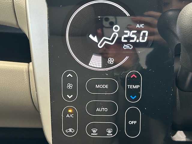 日産 デイズ X 宮城県 2013(平25)年 5.7万km シリカグリーン 純正電子チューナーラジオ/・CD/AUX/FM/AM/全方位カメラ（ミラー型）/アイドリングストップ/プッシュスタート/・スマートキー/純正アルミホイール/純正フロアマット/ドアバイザー/電動格納ミラー/アンチロックブレーキシステム