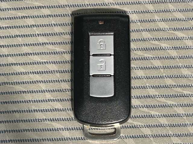 日産 デイズ X 宮城県 2013(平25)年 5.7万km シリカグリーン 純正電子チューナーラジオ/・CD/AUX/FM/AM/全方位カメラ（ミラー型）/アイドリングストップ/プッシュスタート/・スマートキー/純正アルミホイール/純正フロアマット/ドアバイザー/電動格納ミラー/アンチロックブレーキシステム