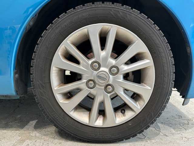 日産 デイズ X 宮城県 2013(平25)年 5.7万km シリカグリーン 純正電子チューナーラジオ/・CD/AUX/FM/AM/全方位カメラ（ミラー型）/アイドリングストップ/プッシュスタート/・スマートキー/純正アルミホイール/純正フロアマット/ドアバイザー/電動格納ミラー/アンチロックブレーキシステム