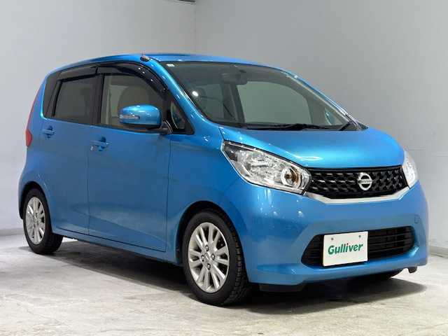 日産 デイズ X 宮城県 2013(平25)年 5.7万km シリカグリーン 純正電子チューナーラジオ/・CD/AUX/FM/AM/全方位カメラ（ミラー型）/アイドリングストップ/プッシュスタート/・スマートキー/純正アルミホイール/純正フロアマット/ドアバイザー/電動格納ミラー/アンチロックブレーキシステム