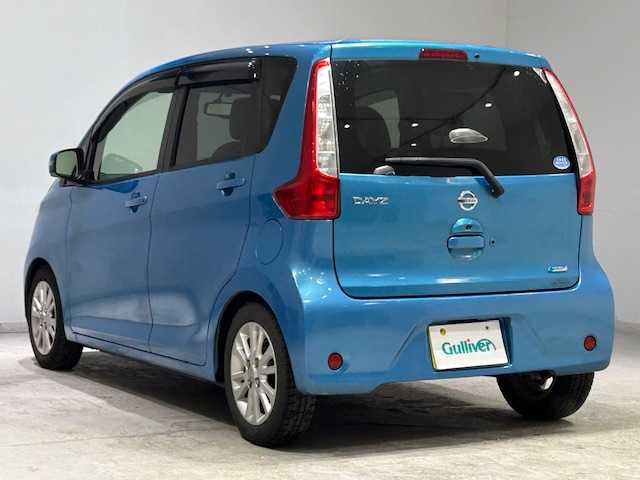 日産 デイズ X 宮城県 2013(平25)年 5.7万km シリカグリーン 純正電子チューナーラジオ/・CD/AUX/FM/AM/全方位カメラ（ミラー型）/アイドリングストップ/プッシュスタート/・スマートキー/純正アルミホイール/純正フロアマット/ドアバイザー/電動格納ミラー/アンチロックブレーキシステム