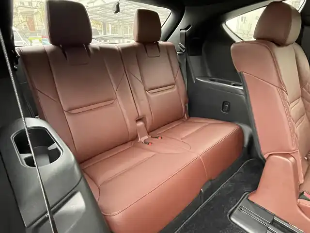 マツダ ＣＸ－８ XD エクスクルーシブモード 埼玉県 2021(令3)年 1.5万km プラチナクォーツメタリック 茶革シート/シートヒーター＆エアシート/純正ナビTV/BOSEサウンド/360度カメラ/パワーバックドア/クリアランスソナー/BSM/レーダークルーズコントロール/衝突軽減ブレーキ/純正１９インチAW/LEDヘッドライト/プッシュスタート/スマートキー/走行１５０８７キロ/保証書付整備手帳/取扱説明書