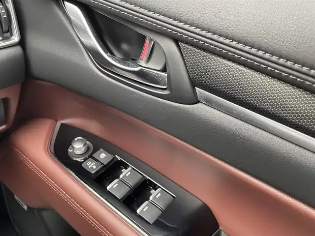 マツダ ＣＸ－８ XD エクスクルーシブモード 埼玉県 2021(令3)年 1.5万km プラチナクォーツメタリック 茶革シート/シートヒーター＆エアシート/純正ナビTV/BOSEサウンド/360度カメラ/パワーバックドア/クリアランスソナー/BSM/レーダークルーズコントロール/衝突軽減ブレーキ/純正１９インチAW/LEDヘッドライト/プッシュスタート/スマートキー/走行１５０８７キロ/保証書付整備手帳/取扱説明書