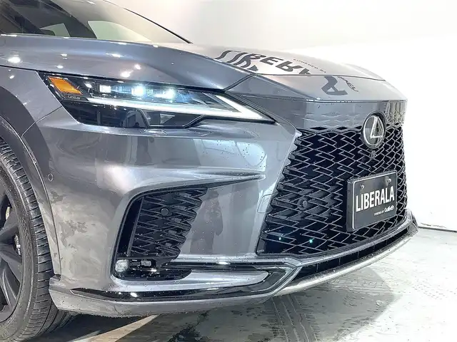 レクサス ＲＸ 500h Fスポーツパフォーマンス 道央・札幌 2023(令5)年 0.9万km ソニッククロム ４WD/サンルーフ/純正ナビ/フルセグTV/パノラミックビューモニター/21インチアルミホイール/デジタルインナーミラー/HUD/パワーシート/ハーフレザーシート/シートヒーター/ベンチレーションシート/パーキングブレーキサポート/クリアランスソナー/ナノイーX