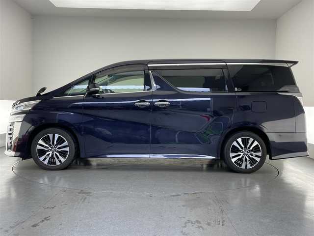トヨタ ヴェルファイア Z Gエディション 愛知県 2018(平30)年 2.2万km スパークリングブラックパールクリスタルシャイン 純正１０型ナビ　デジタルインナーミラー　バックカメラ　フルセグＴＶ　両側パワスラ　黒革　シートヒーター　エアシート　パワーバックドア　セーフティセンス　衝突軽減　追従クルコン　ＡＣ１００Ｖ電源　ステアリングヒーター　オッマン　キャプテンシート　メモリシート　オートハイビーム　禁煙車