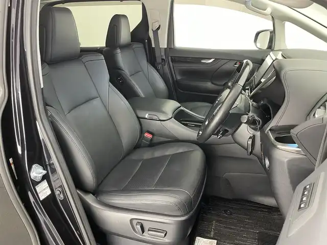 トヨタ ヴェルファイア Z Gエディション 愛知県 2018(平30)年 2.2万km スパークリングブラックパールクリスタルシャイン 純正１０型ナビ　デジタルインナーミラー　バックカメラ　フルセグＴＶ　両側パワスラ　黒革　シートヒーター　エアシート　パワーバックドア　セーフティセンス　衝突軽減　追従クルコン　ＡＣ１００Ｖ電源　ステアリングヒーター　オッマン　キャプテンシート　メモリシート　オートハイビーム　禁煙車