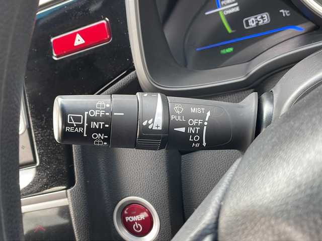 ホンダ フィット ハイブリット Fパッケージ 青森県 2014(平26)年 8.4万km プレミアムホワイトパール ・4WD/・純正ナビ/・ワンセグ/・CD/DVD/Bluetooth/・バックカメラ/・衝突被害軽減ブレーキ/・ワイパーデアイサー/・オートライト/・LEDヘッドライト/・LEDフォグランプ/・ETC/・横滑り防止装置/・アイドリングストップ/・純正フロアマット/・社外AW15インチ/・電動格納ミラー/・スマートキー/・スペアキー有