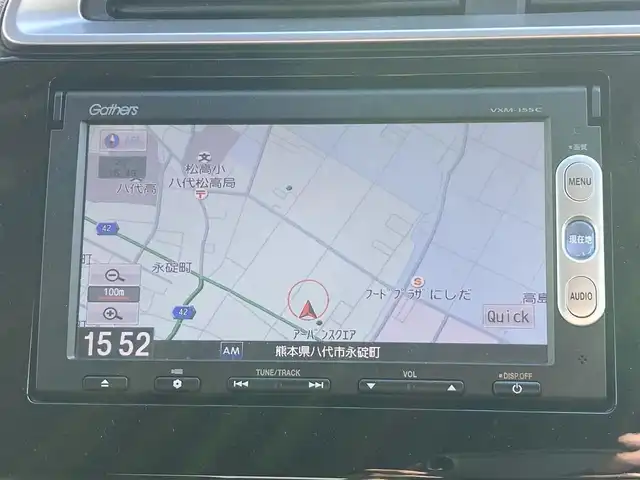 ホンダ フィット 13G Fパッケージ 熊本県 2014(平26)年 8.6万km アラバスターシルバーメタリック 純正ナビ/・ＡＭ／ＦＭ／ＣＤ／ＵＳＢ/・バックカメラ/ステアリングリモコン/ＥＴＣ/アイドリングストップ/ハロゲンヘッドライト/レベライザー/電格ミラー/横滑り防止装置/純正フロアマット/純正ドアバイザー/スマートキー/プッシュスタート