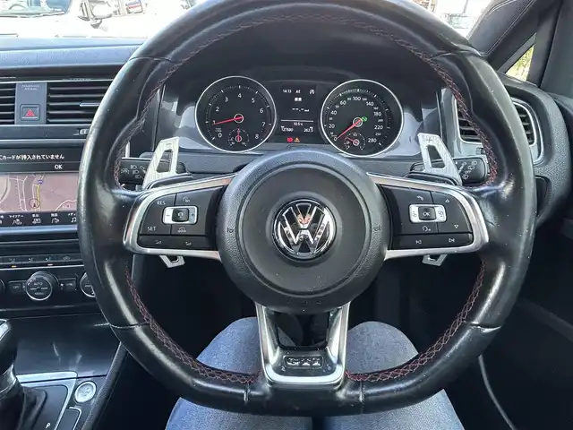 フォルクスワーゲン ゴルフ ＧＴＩ 千葉県 2014(平26)年 12.8万km パール 純正HDDナビ/フルセグTV/Bluetooth接続/CD/DVD再生機能/ミュージックサーバー/パドルシフト/パークパイロット/前方ドライブレコーダー/ETC/キセノンライト/スペアキー/プッシュスタート/取扱説明書/保証書/記録簿/ABS/横滑り防止機能/盗難防止機能