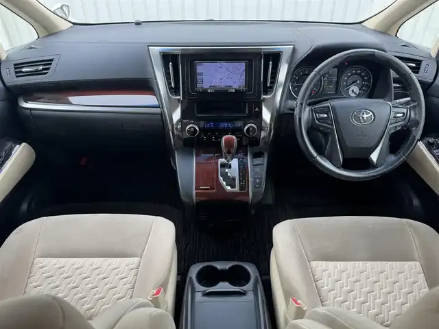 トヨタ ヴェルファイア X 富山県 2016(平28)年 6.9万km ホワイトパールクリスタルシャイン 社外ナビ(AVIC-RZ77)/AM/FM/CD/DVD/Bluetooth/フルセグTV/カロッツェリアフリップダウンモニター/バックカメラ/プリクラッシュセーフティ/両側パワースライドドア/LEDヘッドライト/レーダークルーズコントロール/コーナーセンサー/ETC/プッシュスタート/スペアキー1本/横滑り防止装置/ブレーキホールド/純正16インチアルミホイール