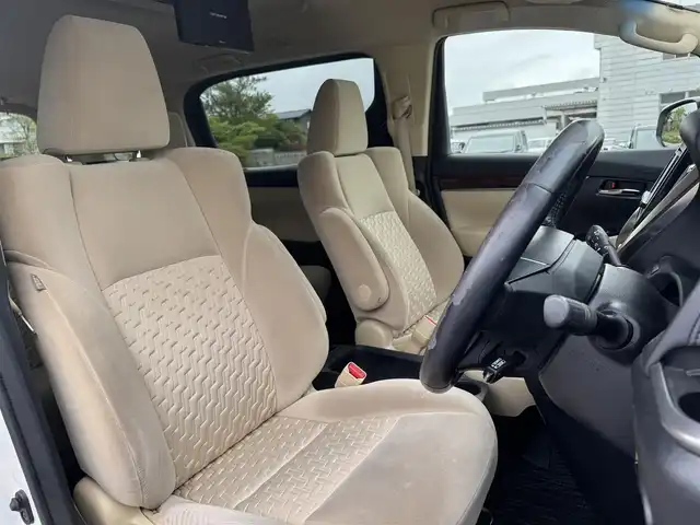 トヨタ ヴェルファイア X 富山県 2016(平28)年 6.9万km ホワイトパールクリスタルシャイン 社外ナビ(AVIC-RZ77)/AM/FM/CD/DVD/Bluetooth/フルセグTV/カロッツェリアフリップダウンモニター/バックカメラ/プリクラッシュセーフティ/両側パワースライドドア/LEDヘッドライト/レーダークルーズコントロール/コーナーセンサー/ETC/プッシュスタート/スペアキー1本/横滑り防止装置/ブレーキホールド/純正16インチアルミホイール