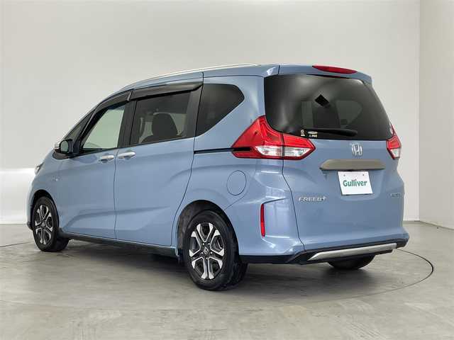 ホンダ フリード＋ ハイブリット クロスター ホンダセンシング 埼玉県 2020(令2)年 3.1万km シーグラスブルーパール 純正９インチナビ　バックカメラ　ビルトインＥＴＣ　ドラレコ　ホンダセンシング　両側パワースライドドア　アダクティブクルーズコントロール　シートヒーター　ＨＤＭＩ　純正アルミ　ＬＥＤライト　地デジＴＶ