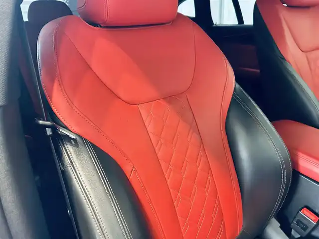 ＢＭＷ ＢＭＷ Ｘ４ xDrive 20d Mスポーツ 大阪府 2020(令2)年 1万km 黒 ワンオーナー/HUD/赤黒革/パワーシート/シートヒーター/Dシートメモリ/純正ナビ/TV/360度カメラ/applercarplay/ワイヤレス充電/ACC/ブラインドスポット/純正20インチAW/LEDヘッドライト/電動リアゲート