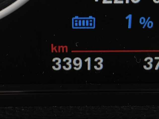 ＢＭＷ ２２５ＸＥ アイパフォーマンス アクティブツアラー ラグジュアリー 秋田県 2016(平28)年 3.4万km プラチナシルバー 4WD/プラグインハイブリッド/純正ナビ（CD/DVD/BT/AUX）/バックカメラ/オートクルーズコントロール/レザーシート/前席パワーシート/前席シートヒーター/ヘッドアップディスプレイ/LEDヘッドライト/オートライト/スマートキー/スペアキー/電動パーキングブレーキ/パワーバックドア/ETC/取説・保証書/充電ケーブル