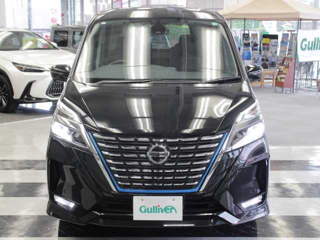 日産 セレナ e－パワー ハイウェイスター V 千葉県 2020(令2)年 1.6万km ダイヤモンドブラック 純正ナビ/フルセグTV/Bluetooth/CD/DVD再生/AM/FM/アラウンドビューモニター/プロパイロット/両側パワースライドドア/パーキングアシスト/セーフティパックB/ブラインドスポットワーニング/ドライブレコーダー/ビルトインETC/保証書