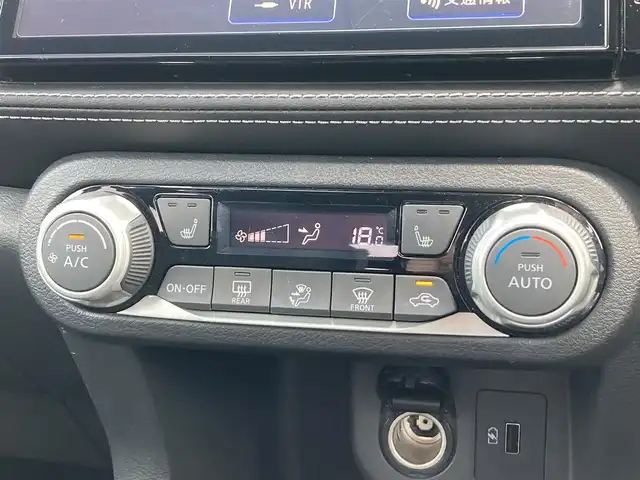 日産 キックス X 熊本県 2020(令2)年 3.7万km 黒 純正ナビ/・AM/FM/CD/DVD/BT/USB/SD/・フルセグTV/インテリジェントアラウンドビューモニター/インテリジェント エマージェンシーブレーキ/インテリジェント FCW（前方衝突予測警報）/踏み間違い衝突防止アシスト/インテリジェント LI（車線逸脱防止支援システム）/インテリジェントDA（ふらつき警報）/ハイビームアシスト/プロパイロット/インテリジェントルームミラー/ドライブレコーダー/電動パーキングブレーキ/・オートホールド/革巻きステアリング/・ステアリングスイッチ/・ステアリングヒーター/LEDヘッドライト/・フォグランプ/ETC/ハーフレザーシート/・前席シートヒーター/純正フロアマット/ドアバイザー/電動格納ミラー/・ウインカーミラー/純正アルミホイール/プッシュスタート/・スペアキー