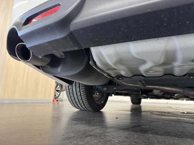 トヨタ マークＸ 250RDS 三重県 2020(令2)年 1.7万km ホワイトパールクリスタルシャイン ガソリン/FR/MTモード付フロア6AT/純正 7インチナビ NSZT-W68T/バックガイドモニター/ドライブレコーダー 前方/ビルトインETC2.0/Toyota Safety Sense P/●プリクラッシュセーフティ［PCS］/●レーンディパーチャーアラート［LDA］（ステアリング制御機能付）/●レーダークルコン/・【OP】クリアランスソナー＆バックソナー/・VSC & TRC & EBD付ABS/装備/・ハーフレザーシート（合皮＋アルカンターラ）/・シートヒーター（D/N）/・パワーシート（Dランバーサポート付8way/N4way）/・電動チルト&テレスコピックステアリング/・左右独立温度コントロールフルオートエアコン/・LEDヘッドランプ＆フロントフォグランプ/・パドルシフト/・プッシュスタート/・ステアリングスイッチ/・純正 18inAW/・スマートキーx2/・応急用テンパータイヤ/など/2019.10～2019.12生産 最終型