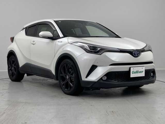 トヨタ Ｃ－ＨＲ G モード ネロ 茨城県 2019(平31)年 5.7万km ホワイトパールクリスタルシャイン ナビ　バックカメラ　ＢＴ　フルセグ　シートヒーター　ドラレコ　ＥＴＣ　セーフティセンス　ＰＣＳ　ＬＤＡ　ＡＨＢ　USB HDMI クルコン ＬＥＤライト オートライト 18インチブラックAW リアスポ