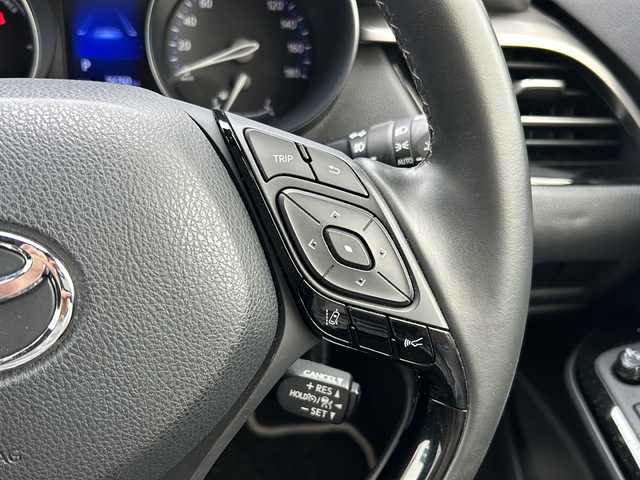 トヨタ Ｃ－ＨＲ G モード ネロ 千葉県 2019(平31)年 5.7万km ホワイトパールクリスタルシャイン ナビ　バックカメラ　ＢＴ　フルセグ　シートヒーター　ドラレコ　ＥＴＣ　セーフティセンス　ＰＣＳ　ＬＤＡ　ＡＨＢ　USB HDMI クルコン ＬＥＤライト オートライト 18インチブラックAW リアスポ
