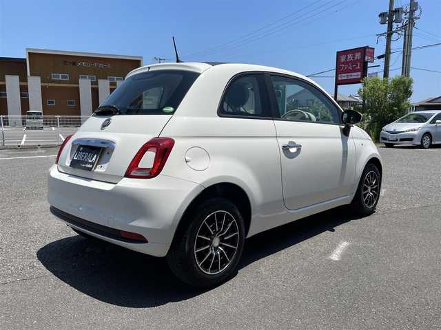 フィアット ５００ ツインエア ポップ 宮崎県 2020(令2)年 5.5万km ボサノバホワイト 純正ディスプレイオーディオ　/Ｂｌｕｅｔｏｏｔｈ　/ＡＭ　ＦＭ　/ＥＴＣ　/３６０度ドライブレコーダー　/社外１４インチアルミホイール　/純正フロアマット　/ハロゲンライト　/ＬＥＤデイランニングライト/カーボン調ルーフラッピング