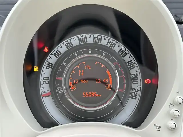 フィアット ５００ ツインエア ポップ 宮崎県 2020(令2)年 5.5万km ボサノバホワイト ルーフカーボン調ラッピング/7インチタッチパネルモニター/AppleCarPlay/Android Auto/BT/USBポート/社外14インチAW/LEDデイライト/マルチファンクションディスプレイ/ECOスイッチ/START&STOPシステム/社外360°ドラレコ/ETC/保証書/取説