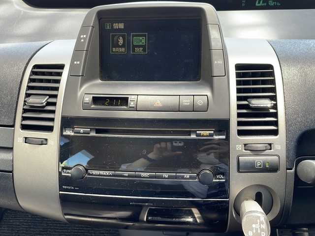 トヨタ プリウス S スタンダードパッケージ 福岡県 2006(平18)年 4.4万km シルバーM ディスプレイオーディオ/（AM/FM/CD）/ETC/EVモード/純正アルミホイール/純正フロアマット/オートライト/電格ミラー/スペアキー×１/プッシュスタート/保証書/取扱説明書