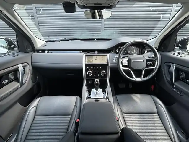 ランドローバー ランドローバー ディスカバリースポーツ　SE 茨城県 2021(令3)年 1.7万km フジホワイト ワンオーナー　/ドライブパック　/ＡＣＣ　/ＬＫＡ　/ＢＳＭ　/３６０度カメラ　/黒革　/シートヒーター　/Ｍ付パワーシート　/ステアヒーター　/ＰＷテールゲート　/ナビ　/ＣａｒＰｌａｙ　/ＵＳＢ　/ワイヤレス充電　/ＬＥＤ/オートハイビーム/ETC/禁煙車