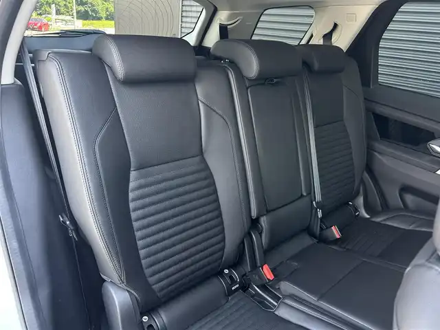 ランドローバー ランドローバー ディスカバリースポーツ　SE 茨城県 2021(令3)年 1.7万km フジホワイト ワンオーナー　/ドライブパック　/ＡＣＣ　/ＬＫＡ　/ＢＳＭ　/３６０度カメラ　/黒革　/シートヒーター　/Ｍ付パワーシート　/ステアヒーター　/ＰＷテールゲート　/ナビ　/ＣａｒＰｌａｙ　/ＵＳＢ　/ワイヤレス充電　/ＬＥＤ/オートハイビーム/ETC/禁煙車