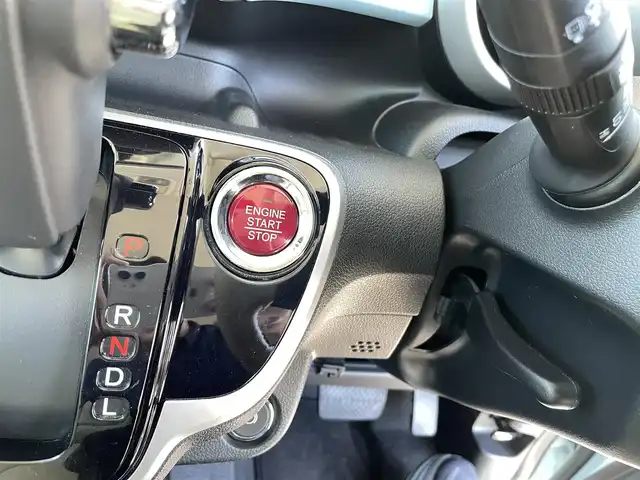 ホンダ Ｎ ＢＯＸ スラッシュ X 福島県 2015(平27)年 8.7万km サーフブルー (株)IDOMが運営する【じしゃロンいわき店】の自社ローン専用車両になります。こちらは現金またはオートローンご利用時の価格です。自社ローンご希望の方は別途その旨お申付け下さい/登録時走行距離86870km/ギャザーズ純正ナビゲーション/プッシュスタート/スマートキー/エンジンスターター/シートヒーター/ステアリングヒーター/バックカメラ/クルーズコントロール/サイドバイザー/フロアマット