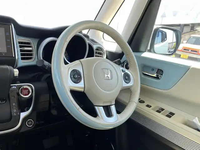 ホンダ Ｎ ＢＯＸ スラッシュ X 福島県 2015(平27)年 8.7万km サーフブルー (株)IDOMが運営する【じしゃロンいわき店】の自社ローン専用車両になります。こちらは現金またはオートローンご利用時の価格です。自社ローンご希望の方は別途その旨お申付け下さい/登録時走行距離86870km/ギャザーズ純正ナビゲーション/プッシュスタート/スマートキー/エンジンスターター/シートヒーター/ステアリングヒーター/バックカメラ/クルーズコントロール/サイドバイザー/フロアマット