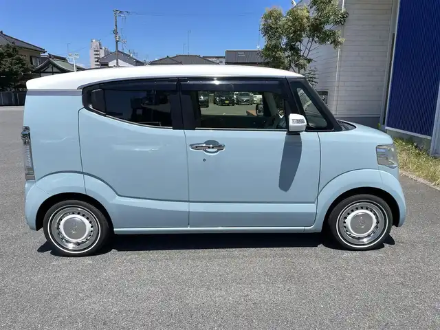 ホンダ Ｎ ＢＯＸ スラッシュ X 福島県 2015(平27)年 8.7万km サーフブルー (株)IDOMが運営する【じしゃロンいわき店】の自社ローン専用車両になります。こちらは現金またはオートローンご利用時の価格です。自社ローンご希望の方は別途その旨お申付け下さい/登録時走行距離86870km/ギャザーズ純正ナビゲーション/プッシュスタート/スマートキー/エンジンスターター/シートヒーター/ステアリングヒーター/バックカメラ/クルーズコントロール/サイドバイザー/フロアマット