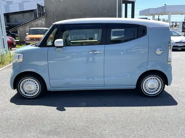 ホンダ Ｎ ＢＯＸ スラッシュ X 福島県 2015(平27)年 8.7万km サーフブルー (株)IDOMが運営する【じしゃロンいわき店】の自社ローン専用車両になります。こちらは現金またはオートローンご利用時の価格です。自社ローンご希望の方は別途その旨お申付け下さい/登録時走行距離86870km/ギャザーズ純正ナビゲーション/プッシュスタート/スマートキー/エンジンスターター/シートヒーター/ステアリングヒーター/バックカメラ/クルーズコントロール/サイドバイザー/フロアマット