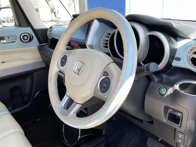 ホンダ Ｎ ＢＯＸ スラッシュ X 福島県 2015(平27)年 8.7万km サーフブルー (株)IDOMが運営する【じしゃロンいわき店】の自社ローン専用車両になります。こちらは現金またはオートローンご利用時の価格です。自社ローンご希望の方は別途その旨お申付け下さい/登録時走行距離86870km/ギャザーズ純正ナビゲーション/プッシュスタート/スマートキー/エンジンスターター/シートヒーター/ステアリングヒーター/バックカメラ/クルーズコントロール/サイドバイザー/フロアマット