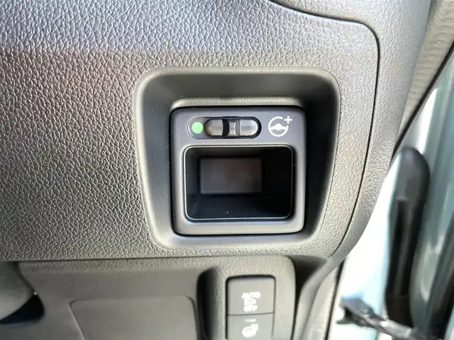 ホンダ Ｎ ＢＯＸ スラッシュ X 福島県 2015(平27)年 8.7万km サーフブルー (株)IDOMが運営する【じしゃロンいわき店】の自社ローン専用車両になります。こちらは現金またはオートローンご利用時の価格です。自社ローンご希望の方は別途その旨お申付け下さい/登録時走行距離86870km/ギャザーズ純正ナビゲーション/プッシュスタート/スマートキー/エンジンスターター/シートヒーター/ステアリングヒーター/バックカメラ/クルーズコントロール/サイドバイザー/フロアマット