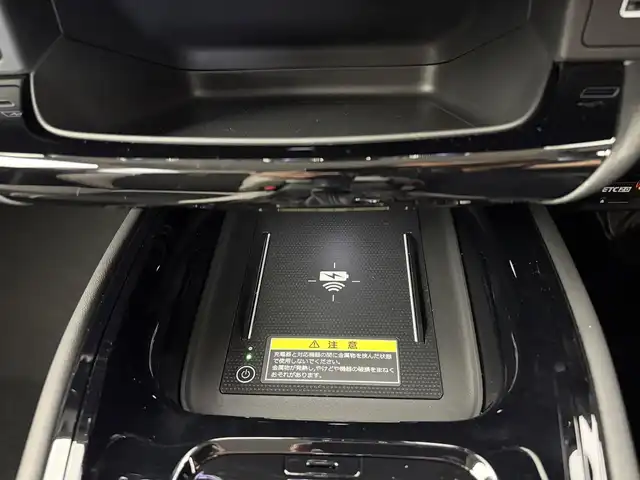 ホンダ ヴェゼル ハイブリッド e:HEV Z PLaYパッケージ 愛知県 2025(令7)年 0.1万km グレーⅡ ・純正ディスプレイナビ/（BT/Carplay/USB）/・フルセグTV/・バックカメラ/・電動パーキングシステム/・電動バックドア/・ハーフレザーシート/・前席シートヒーター/・ホンダセンシング/レーダークルーズコントロール/衝突軽減ブレーキ/レーンアシストシステム/ブラインドスポットモニター/コーナーセンサー/・クイック充電/・ステアリングヒーター/・パドルシフト/・純正１８インチAW/225/50/R18/・ETC2.0/・純正LEDライト/・保証書/・取扱説明書