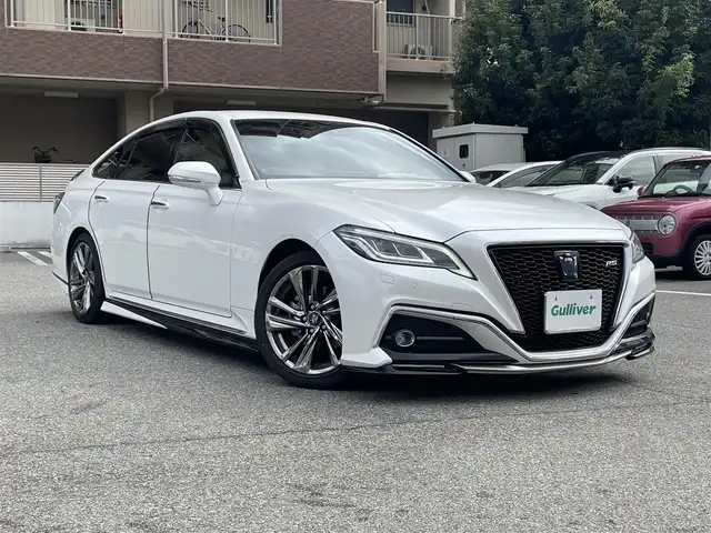トヨタ クラウン ハイブリッド RS アドバンス 大阪府 2021(令3)年 2.4万km プレシャスホワイトパール ワンオーナー/T-Connect SD ナビゲーション/・12.3インチディスプレイ/・AM FM BT フルセグ/・Apple Carplay、Android Auto対応/Toyota Safety Sense/・プリクラッシュセーフティー/・レーントレーシングアシスト/・ドライバー異常時対応システム/・レーダークルーズコントロール/・ロードサインアシスト/・アダプティブハイビームシステム/・オートマティックハイビーム/シートヒーター　D/N/エアシート　D/N/メモリーシート　D/ステアリングヒーター/ブラインドスポットモニター/ヘッドアップディスプレイ/パドルシフト/バックカメラ/プッシュスタート/ETC2.0/スペアキー2本(1つカードキー)/保証書/取扱説明書/記録簿　R6
