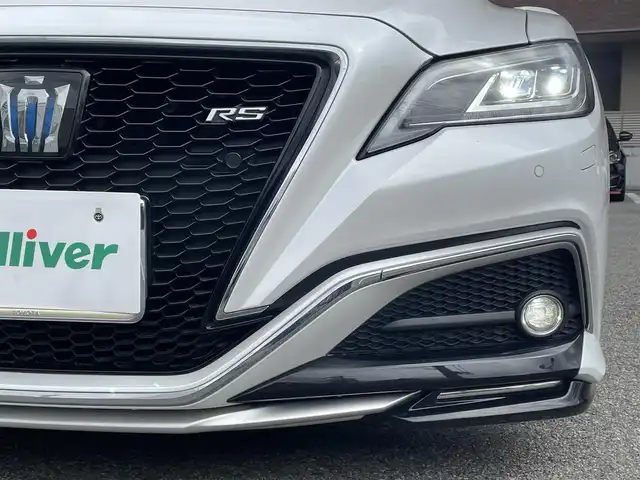 トヨタ クラウン ハイブリッド RS アドバンス 大阪府 2021(令3)年 2.4万km プレシャスホワイトパール ワンオーナー/T-Connect SD ナビゲーション/・12.3インチディスプレイ/・AM FM BT フルセグ/・Apple Carplay、Android Auto対応/Toyota Safety Sense/・プリクラッシュセーフティー/・レーントレーシングアシスト/・ドライバー異常時対応システム/・レーダークルーズコントロール/・ロードサインアシスト/・アダプティブハイビームシステム/・オートマティックハイビーム/シートヒーター　D/N/エアシート　D/N/メモリーシート　D/ステアリングヒーター/ブラインドスポットモニター/ヘッドアップディスプレイ/パドルシフト/バックカメラ/プッシュスタート/ETC2.0/スペアキー2本(1つカードキー)/保証書/取扱説明書/記録簿　R6