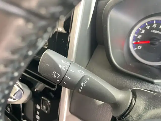 トヨタ タンク カスタムG 愛知県 2019(令1)年 4.9万km ブラックマイカメタリック/ファイアークォーツレッドメタリック 純正SDナビ/両側パワースライドドア/クルーズコントロール/バックカメラ/純正アルミホイール/LEDヘッドライト/レーンキープアシスト/オートマチックハイビーム/ドライブレコーダー/Bluetooth/ステアリングスイッチ/スマートキー/プッシュスタート/ETC/純正フロアマット/オートライト