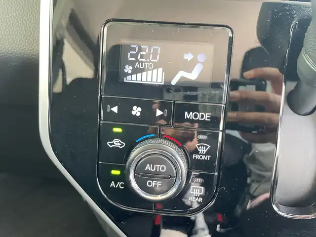 トヨタ タンク カスタムG 愛知県 2019(令1)年 4.9万km ブラックマイカメタリック/ファイアークォーツレッドメタリック 純正SDナビ/両側パワースライドドア/クルーズコントロール/バックカメラ/純正アルミホイール/LEDヘッドライト/レーンキープアシスト/オートマチックハイビーム/ドライブレコーダー/Bluetooth/ステアリングスイッチ/スマートキー/プッシュスタート/ETC/純正フロアマット/オートライト