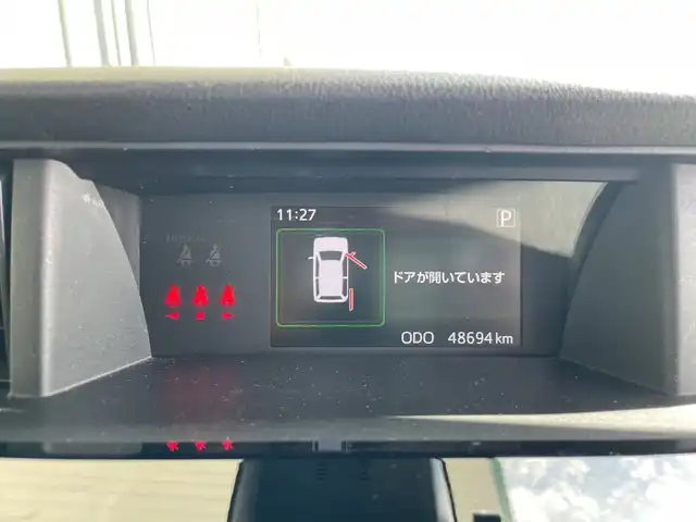 トヨタ タンク カスタムG 愛知県 2019(令1)年 4.9万km ブラックマイカメタリック/ファイアークォーツレッドメタリック 純正SDナビ/両側パワースライドドア/クルーズコントロール/バックカメラ/純正アルミホイール/LEDヘッドライト/レーンキープアシスト/オートマチックハイビーム/ドライブレコーダー/Bluetooth/ステアリングスイッチ/スマートキー/プッシュスタート/ETC/純正フロアマット/オートライト