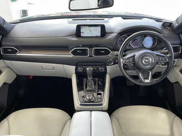 マツダ ＣＸ－８ XD Lパッケージ 愛媛県 2018(平30)年 8.7万km チタニウムフラッシュマイカ 純正メーカーメモリナビ/（AM/FM/CD/DVD/BT/USB/AUX/フルセグ）/白レザーシート/前席パワーシート/運転席シートメモリ/前後席シートヒーター/レーダークルーズコントロール/レーンキープ/衝突軽減ブレーキ/コーナーセンサー/全方位モニター/ドライブレコーダー/ステアリングヒーター/パワーバックドア/電動ホールド/スマートキー/プッシュスタート/ETC/TVキャンセラー/オートライト/社外レーダー/電動格納ミラー/ルーフレール/HUD/ロールサンシェード/ISOFIX/3列目シート