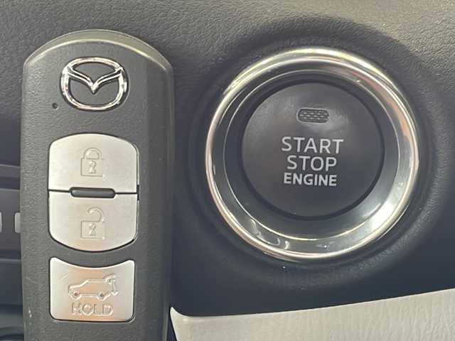 マツダ ＣＸ－８ XD Lパッケージ 愛媛県 2018(平30)年 8.7万km チタニウムフラッシュマイカ 純正メーカーメモリナビ/（AM/FM/CD/DVD/BT/USB/AUX/フルセグ）/白レザーシート/前席パワーシート/運転席シートメモリ/前後席シートヒーター/レーダークルーズコントロール/レーンキープ/衝突軽減ブレーキ/コーナーセンサー/全方位モニター/ドライブレコーダー/ステアリングヒーター/パワーバックドア/電動ホールド/スマートキー/プッシュスタート/ETC/TVキャンセラー/オートライト/社外レーダー/電動格納ミラー/ルーフレール/HUD/ロールサンシェード/ISOFIX/3列目シート