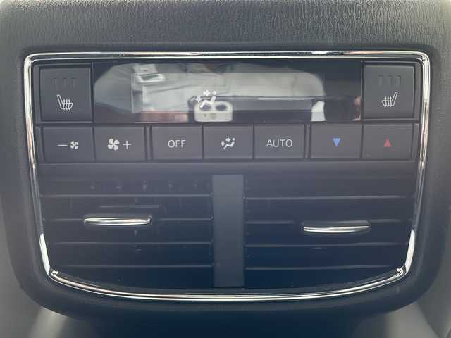 マツダ ＣＸ－８ XD Lパッケージ 愛媛県 2018(平30)年 8.7万km チタニウムフラッシュマイカ 純正メーカーメモリナビ/（AM/FM/CD/DVD/BT/USB/AUX/フルセグ）/白レザーシート/前席パワーシート/運転席シートメモリ/前後席シートヒーター/レーダークルーズコントロール/レーンキープ/衝突軽減ブレーキ/コーナーセンサー/全方位モニター/ドライブレコーダー/ステアリングヒーター/パワーバックドア/電動ホールド/スマートキー/プッシュスタート/ETC/TVキャンセラー/オートライト/社外レーダー/電動格納ミラー/ルーフレール/HUD/ロールサンシェード/ISOFIX/3列目シート