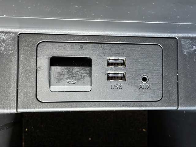 マツダ ＣＸ－８ XD Lパッケージ 愛媛県 2018(平30)年 8.7万km チタニウムフラッシュマイカ 純正メーカーメモリナビ/（AM/FM/CD/DVD/BT/USB/AUX/フルセグ）/白レザーシート/前席パワーシート/運転席シートメモリ/前後席シートヒーター/レーダークルーズコントロール/レーンキープ/衝突軽減ブレーキ/コーナーセンサー/全方位モニター/ドライブレコーダー/ステアリングヒーター/パワーバックドア/電動ホールド/スマートキー/プッシュスタート/ETC/TVキャンセラー/オートライト/社外レーダー/電動格納ミラー/ルーフレール/HUD/ロールサンシェード/ISOFIX/3列目シート