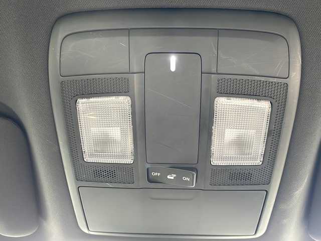 マツダ ＣＸ－８ XD Lパッケージ 愛媛県 2018(平30)年 8.7万km チタニウムフラッシュマイカ 純正メーカーメモリナビ/（AM/FM/CD/DVD/BT/USB/AUX/フルセグ）/白レザーシート/前席パワーシート/運転席シートメモリ/前後席シートヒーター/レーダークルーズコントロール/レーンキープ/衝突軽減ブレーキ/コーナーセンサー/全方位モニター/ドライブレコーダー/ステアリングヒーター/パワーバックドア/電動ホールド/スマートキー/プッシュスタート/ETC/TVキャンセラー/オートライト/社外レーダー/電動格納ミラー/ルーフレール/HUD/ロールサンシェード/ISOFIX/3列目シート