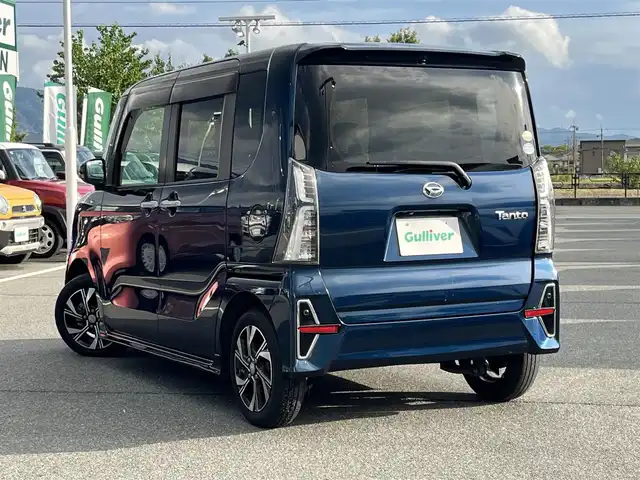 ダイハツ タント カスタム X 奈良県 2019(令1)年 5.8万km レーザーブルークリスタルシャイン 社外ＳＤナビ（ＡＶＩＣーＲＺ８１０）　/フルセグ　/Ｂｌｕｅｔｏｏｔｈ　/ＣＤ／ＤＶＤ　/バックカメラ　/ＥＴＣ　/スペアキー　/ドライブレコーダー　/純正アルミホイール　/純正フロアマット　/両側パワースライドドア/アイドリングストップ/ハーフレザーシート/ＬＥＤヘッドライト