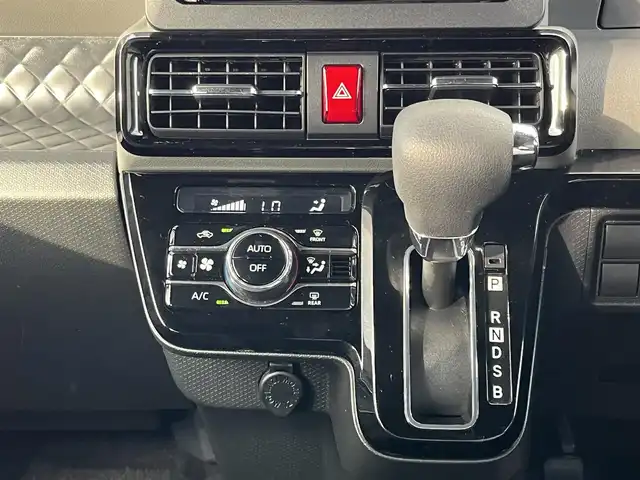 ダイハツ タント カスタム X 奈良県 2019(令1)年 5.8万km レーザーブルークリスタルシャイン 社外ＳＤナビ（ＡＶＩＣーＲＺ８１０）　/フルセグ　/Ｂｌｕｅｔｏｏｔｈ　/ＣＤ／ＤＶＤ　/バックカメラ　/ＥＴＣ　/スペアキー　/ドライブレコーダー　/純正アルミホイール　/純正フロアマット　/両側パワースライドドア/アイドリングストップ/ハーフレザーシート/ＬＥＤヘッドライト