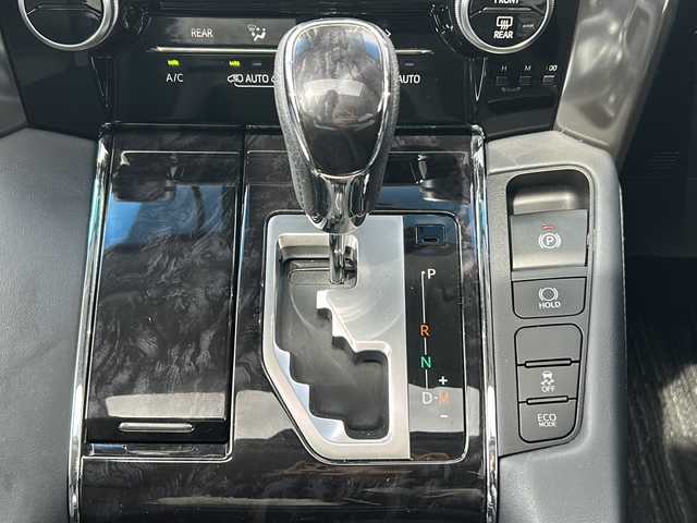 トヨタ アルファード S Cパッケージ 三重県 2018(平30)年 3.8万km ブラック 純正10型ナビ /バックカメラ /Wサンルーフ /デジタルインナーミラー /ビルトインETC2.0 /ステアリングヒーター /ウッドコンビステアリング/ステアリングスイッチ/パワーバックドア /パワーシート/メモリシート/エアーシート/オットマン/両パワースライドドア/黒革 /前後コーナーセンサー /前後ドライブレコーダー/レーダークルーズコントロール/レーンキープアシスト/衝突軽減ブレーキ/LEDヘッドライト/オートハイビーム/オートライト/スペアキー /電動格納ミラー/禁煙車