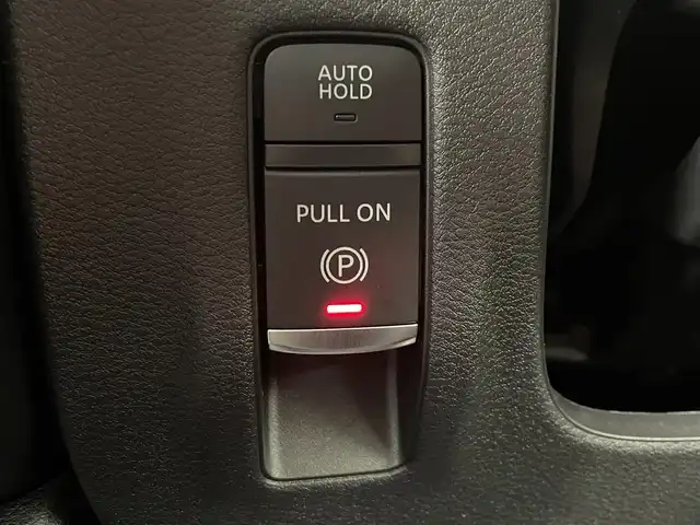 日産 セレナ e－パワー ハイウェイスター V 大阪府 2025(令7)年 0.1千km 黒 プロパイロット/　・インテリジェントエマージェンシーブレーキ/　・踏み間違い衝突防止アシスト/　・インテリジェントLI/　・インテリジェントBSI/　・RCTA/　・インテリジェントFCW/　・インテリジェントルームミラー/　・車両接近通報装置/純正SDナビ/　CD/DVD/Bluetooth/TV/フルセグ/バックカメラ/全方位カメラ/両側スライドドア/LEDヘッドライト/フォグランプ/純正１６インチアルミホイール/ブラインドスポットモニター/純正後席モニター